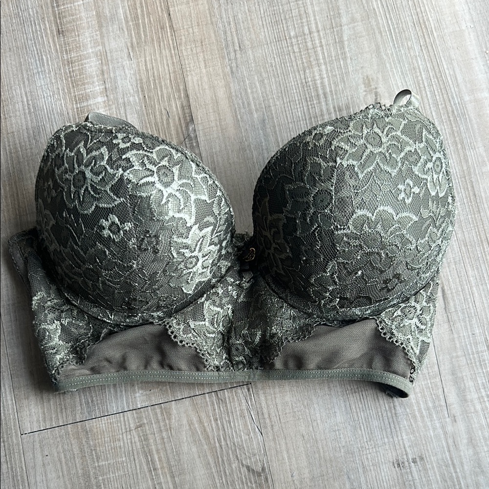 Elegant Lace Bralette in Olive Green